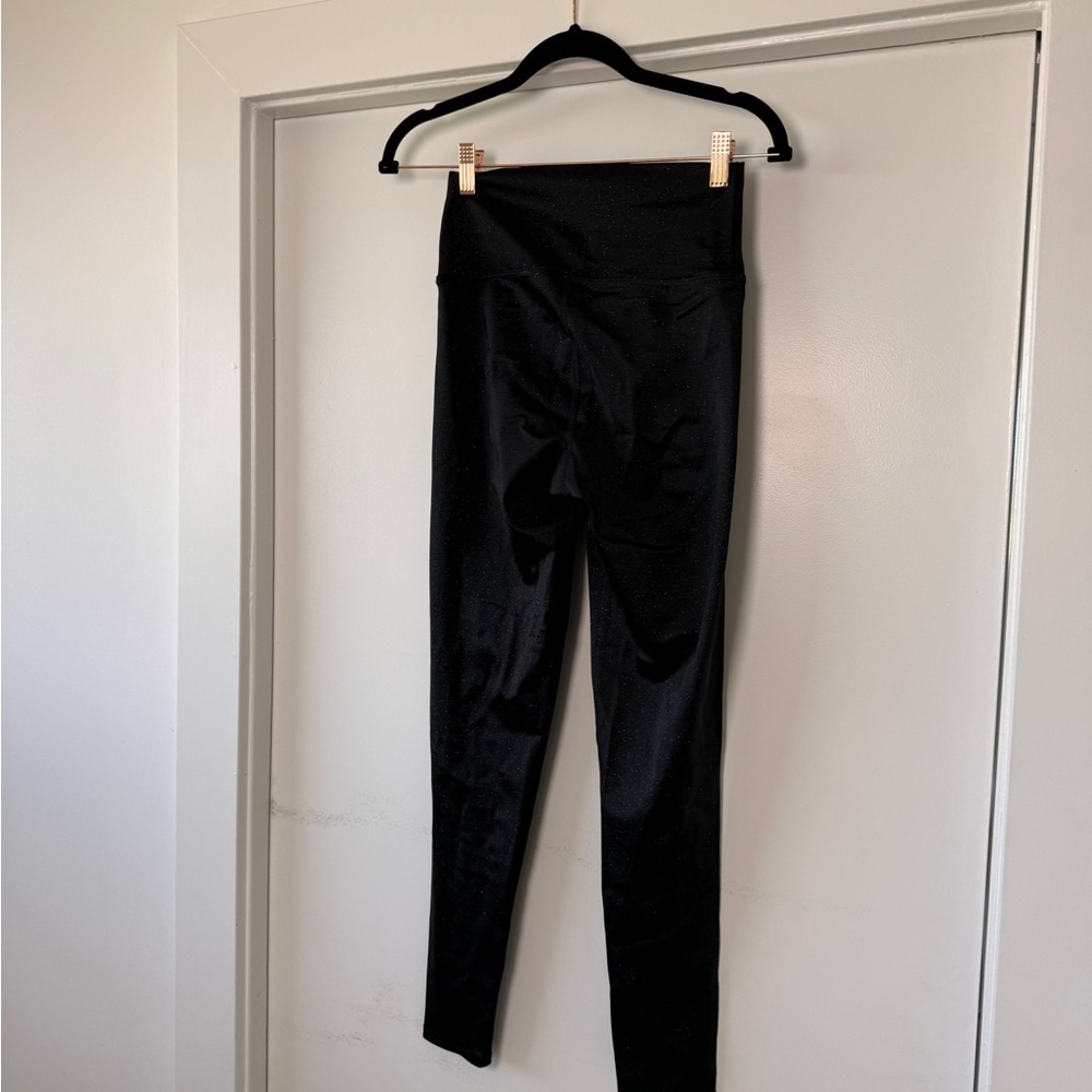 Beach Riot Classic Black & metallic Leggings - Picture 10 of 10